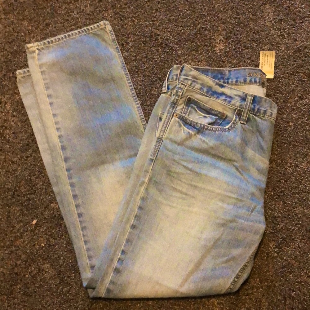 Men’s American Eagle Outfitters jeans